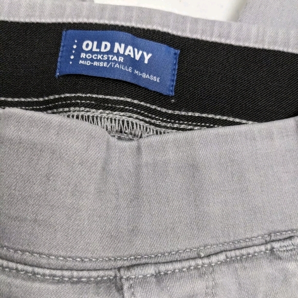 NWT Old Navy Rockstar Mid Rise Pants Pull On 0P Petite Gray P0 - Picture 4 of 8